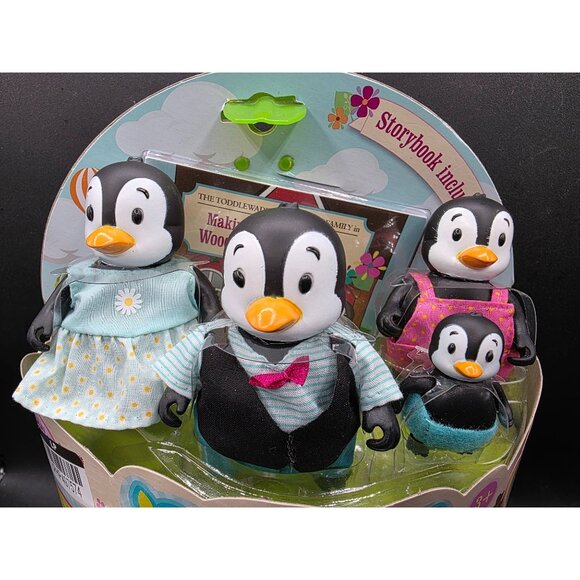 Lil Woodzeez Toddlewaddle Penguin Family Set With Storybook - Picture 2 of 7